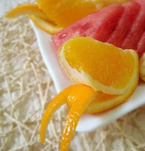 简单易学的创意水果拼盘做法(及多种水果切法)