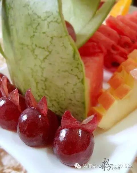 简单易学的创意水果拼盘做法(及多种水果切法)