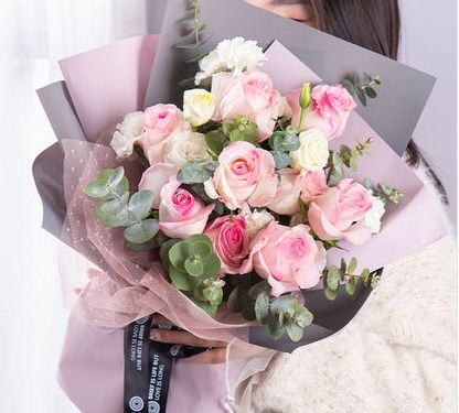 鲜花花束怎么保养,延长花期，绽放美丽