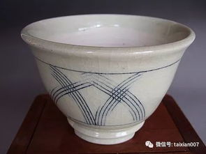 日本盆景用花盆多少深,揭秘日本盆景用花盆的深度奥秘